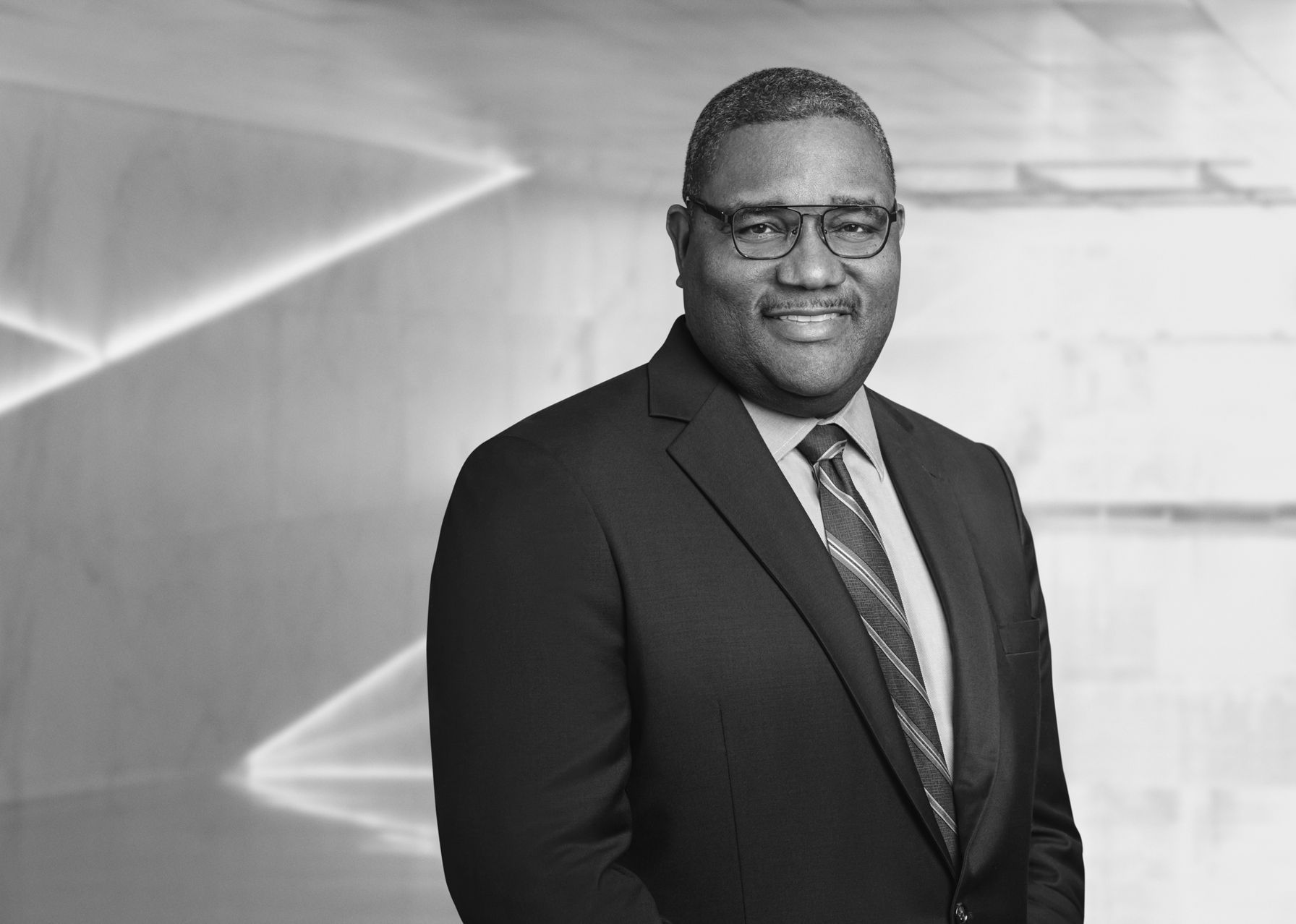 Anthony T. Pierce, Partner, Class Actions Akin, Elite Global Law Firm